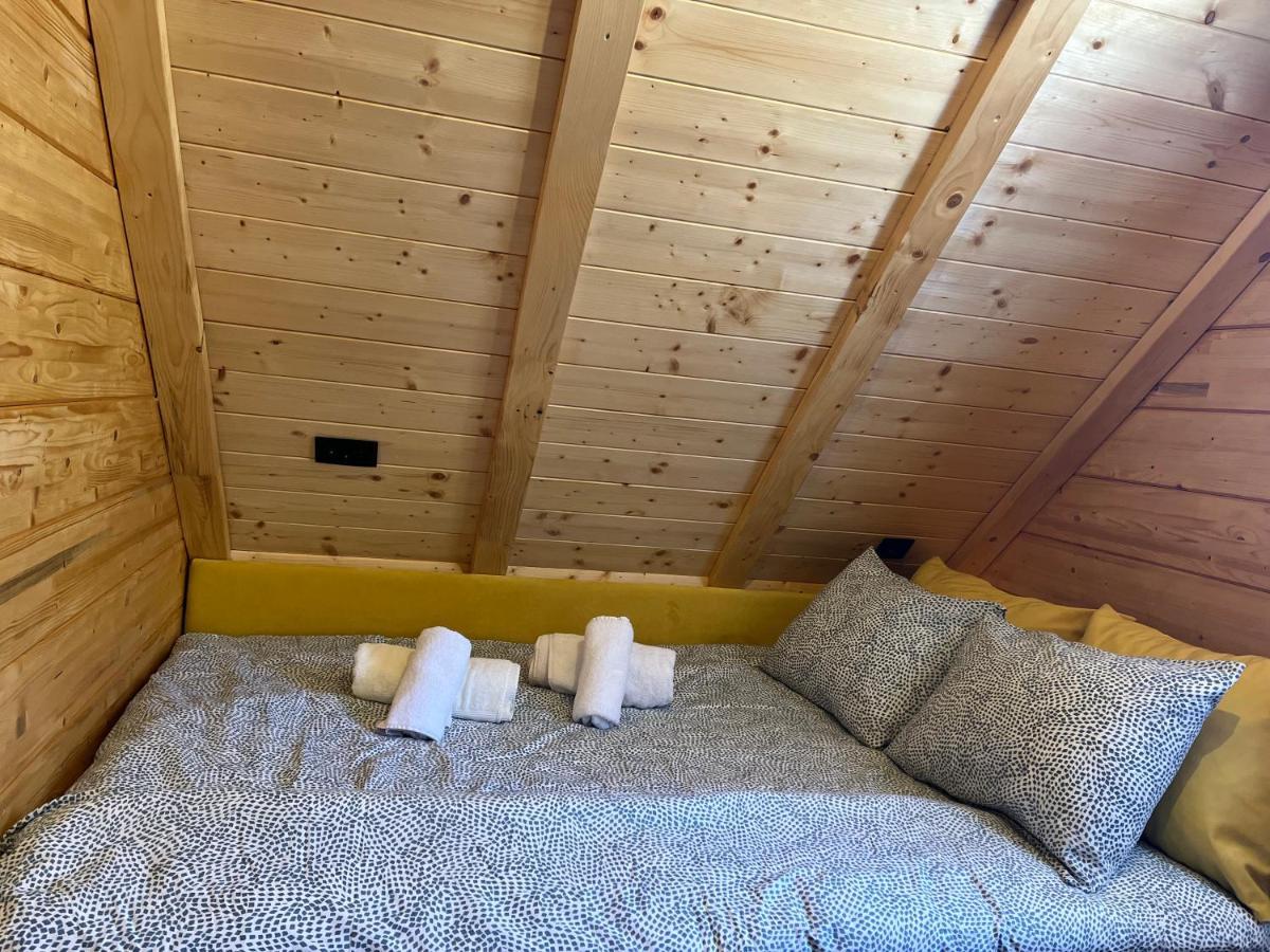 Apartmani Joka I Drvene Kucice Vrdnik Exterior foto